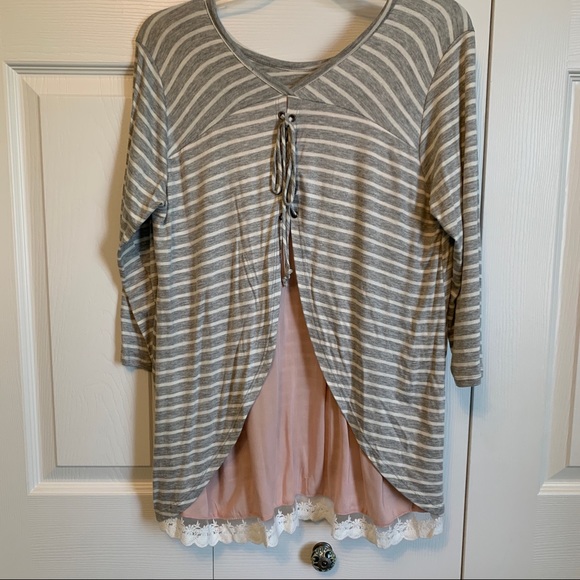 NWT Split Back Shirt - Picture 2 of 8